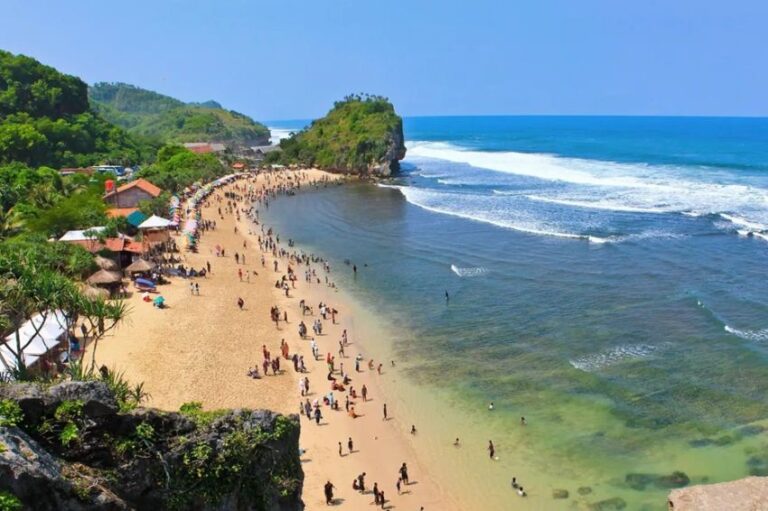 6 Pantai di Yogyakarta yang Mirip Bali, Tak Perlu Jauh-jauh ke Pulau Dewata