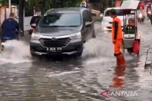 Area terendam banjir di DKI bertambah dari lima RT menjadi 48 RT