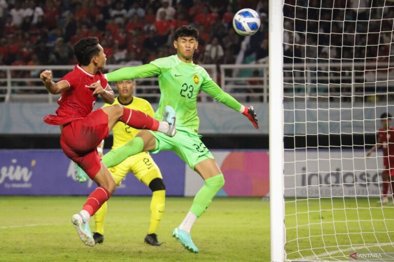 Gol Alfharezzi Buffon antar Indonesia ke final Piala AFF U-19