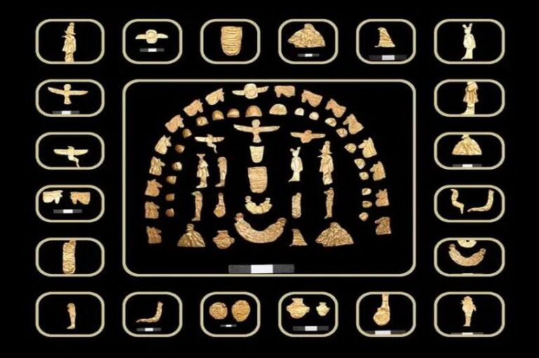 Lembaran Emas Langka Ditemukan di Makam Kuno, Menggambarkan Dewa dan Dewi Mesir