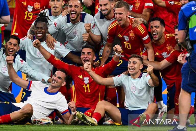 Spanyol ke final setelah kalahkan Prancis 2-1