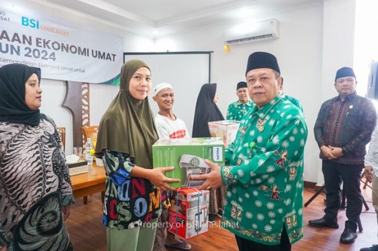 20 UMKM di Menteng Jakpus Terima Bantuan Peralatan Usaha