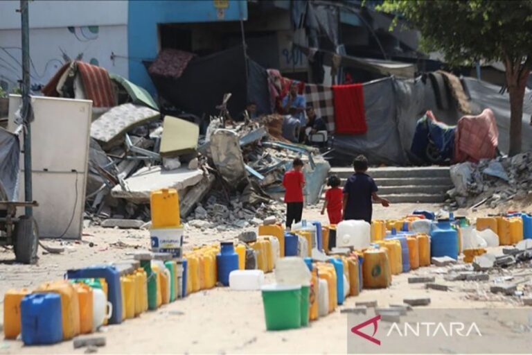 Anak-anak di Gaza terinfeksi penyakit kulit