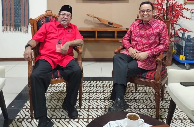 Anies Baswedan-Rano Karno Sudah Foto Bareng, Kenapa Belum Diumumkan?