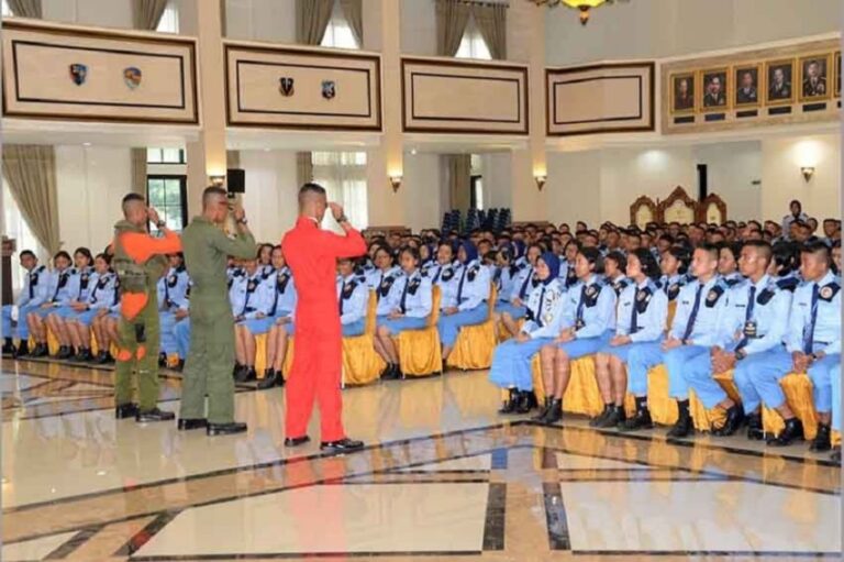 Apakah Lulusan SMA Nusantara Langsung Bisa Masuk Akmil atau Akpol? Begini Penjelasannya