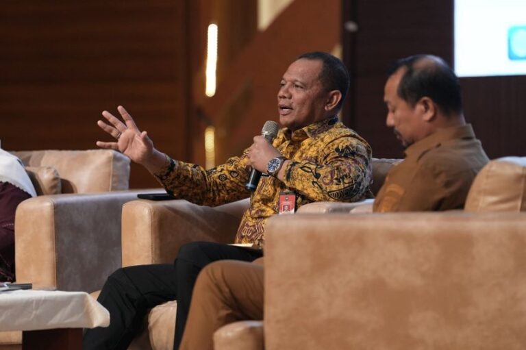 Cegah Urbanisasi, Kemendagri Dorong Aparatur Desa Ciptakan Desa Bahagia