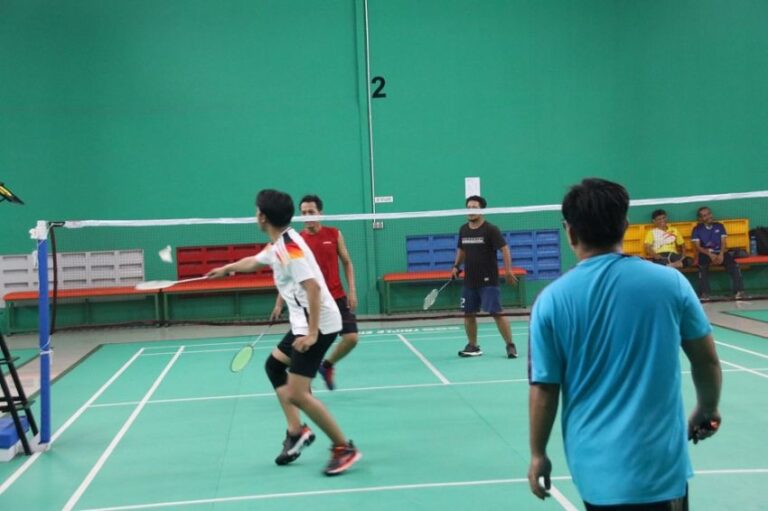 HUT Ke-79 RI, ANL Logistics Gelar Pertandingan Persahabatan Badminton