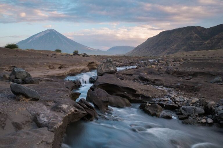 Ilmuwan Temukan Tonjolan Berbahaya di sekitar Gunung Berapi Tanzania