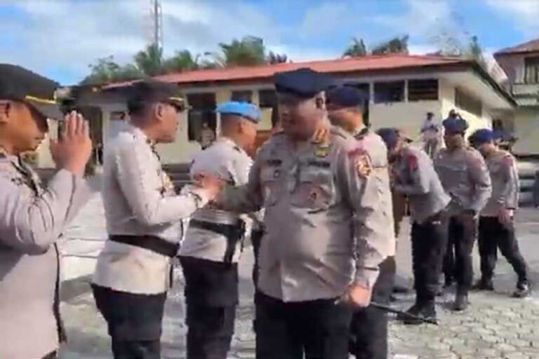 Instruksi Langsung Kapolri dan Mendagri, Brimob dan Polisi di Kota Tual Sepakat Damai