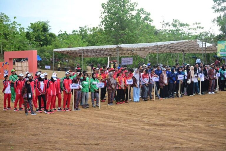 Jawa Tengah unggul di dua nomor perlombaan hari pertama paralayang