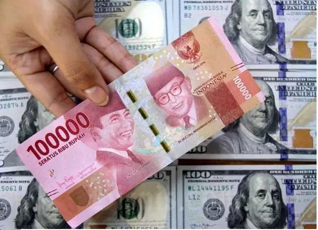 Jelang Libur Pajang, Rupiah Ditutup Menguat ke Level Rp15.401