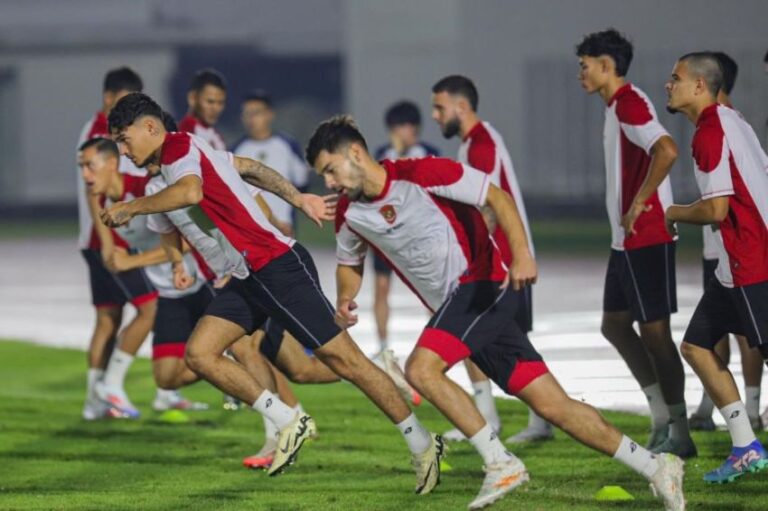 Jokowi Bakal Nonton Langsung Laga Timnas Indonesia vs Australia di SUGBK Besok