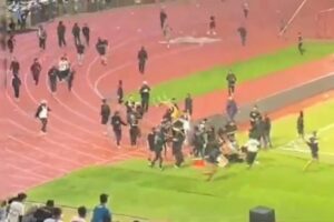 Kronologi Bobotoh Serang Steward Pertandingan Persib vs Persija