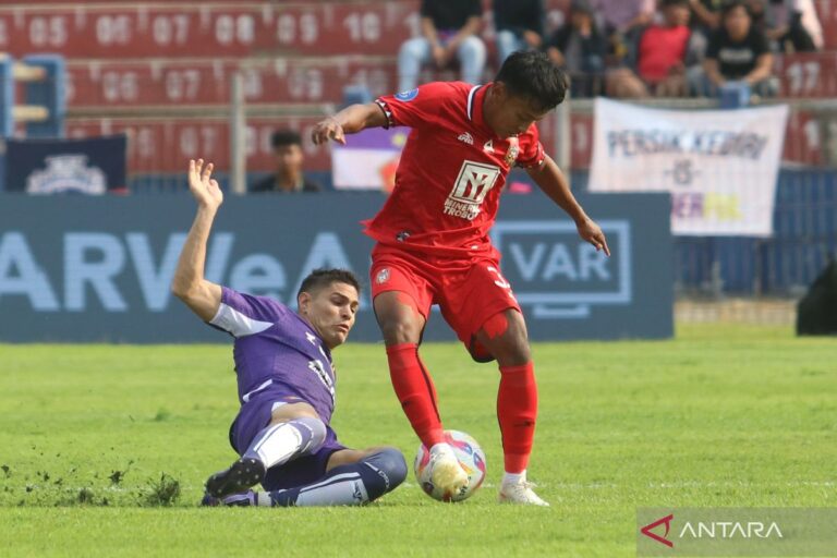 Malut United tahan imbang tuan rumah Persik Kediri dengan skor 0-0