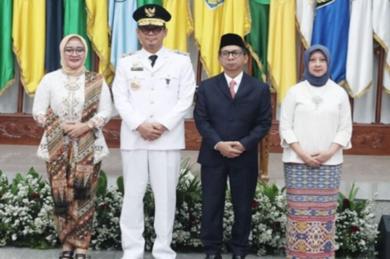 Mendagri Lantik Putra Ponorogo Andriko Noto Susanto Jadi Pj Gubernur NTT