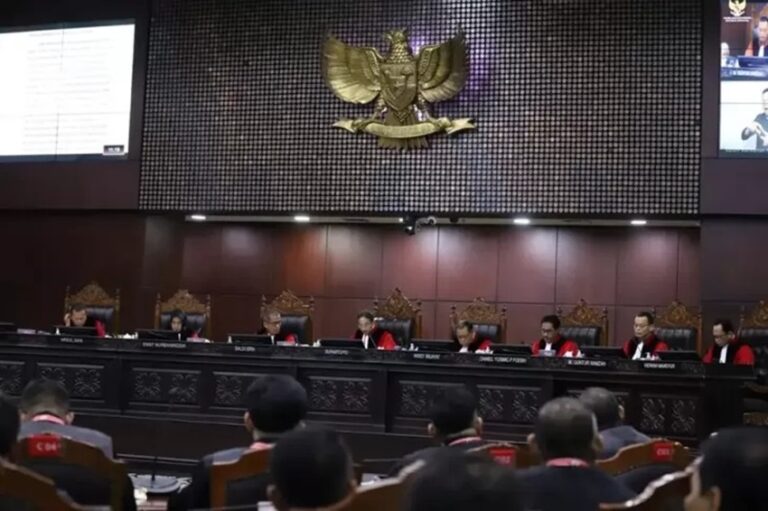 Pandangan LKSHK soal Putusan MK Terkait Syarat Usia Cakada