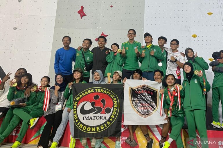 Panjat tebing – Jatim jadi juara umum dengan tujuh emas