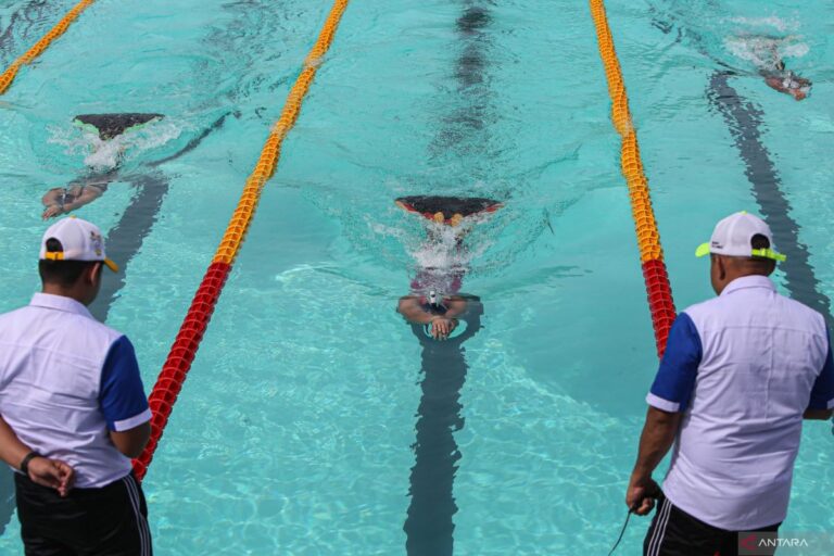 Penyisihan selam putri: Jateng ungguli 100m bifins, Jatim 400m surface