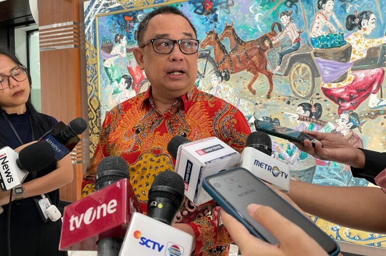 Pramono dan Risma Maju Pilkada 2024, Kinerja Pemerintahan Tak Terganggu