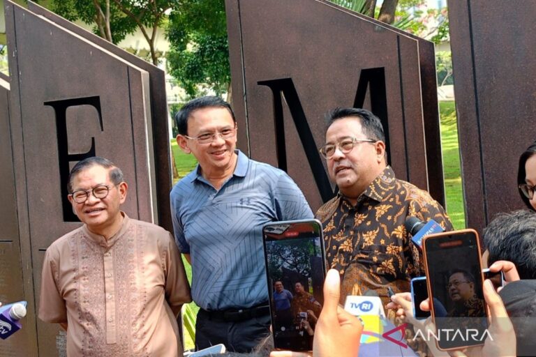 Pramono ingin koreksi harga tempat wisata jika terpilih jadi gubernur