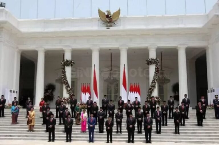 Presiden Jokowi Dikabarkan Reshuffle Kabinet Besok