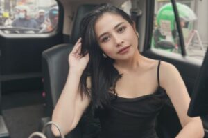 Prilly Latuconsina Cuek Di-bully Bentuk Tubuh