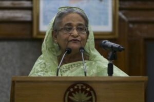 Puluhan ribu warga Bangladesh turun ke jalan desak PM Hasina mundur