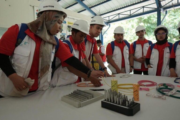 Relawan Bakti BUMN Batch VI kunjungi pabrik bahan peledak DAHANA