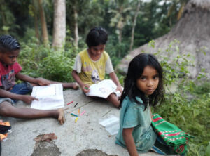 Sekolah di Pedalaman Hutan Jambi Raih Penghargaan UNESCO Confucius Prize for Literacy 2024