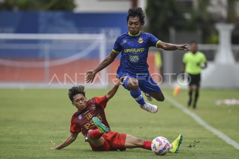 Sepak bola putra – Jabar ke semifinal, menang adu penalti atas Sumut