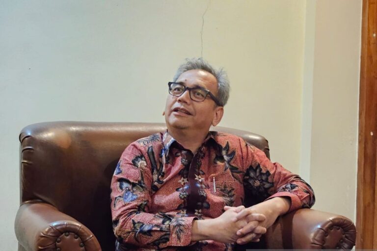 Sihar Sitorus pastikan tidak campuri urusan menit bermain Ragnar 