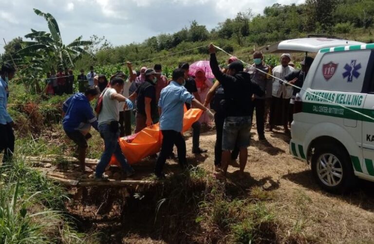 Sumenep Geger! Mayat Pria Ditemukan di Tengah Sawah