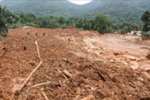 Tanah longsor dahsyat tewaskan 24 orang di Kerala, India Selatan