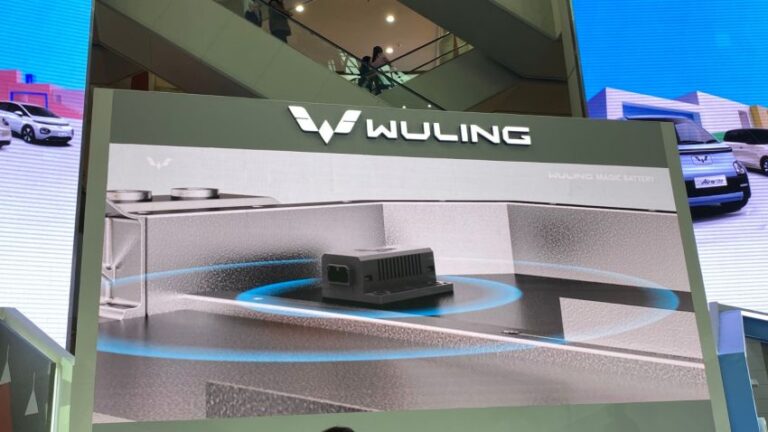 Wuling Siap Produksi Baterai Motor Listrik Akhir Tahun Ini