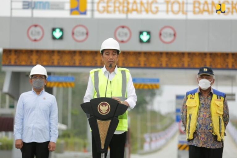 1 Dekade Kepemimpinan Jokowi: Wariskan Pembangunan Jalan Tol 2.700 Km