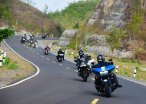 157 Harley-Davidson Ikuti Touring Sepanjang 1.000 Km