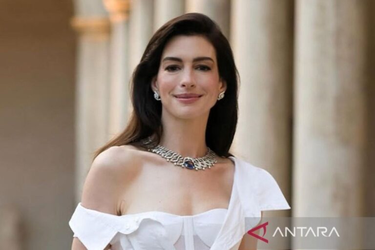 Anne Hathaway konfirmasi kembali ke “Princess Diaries 3”