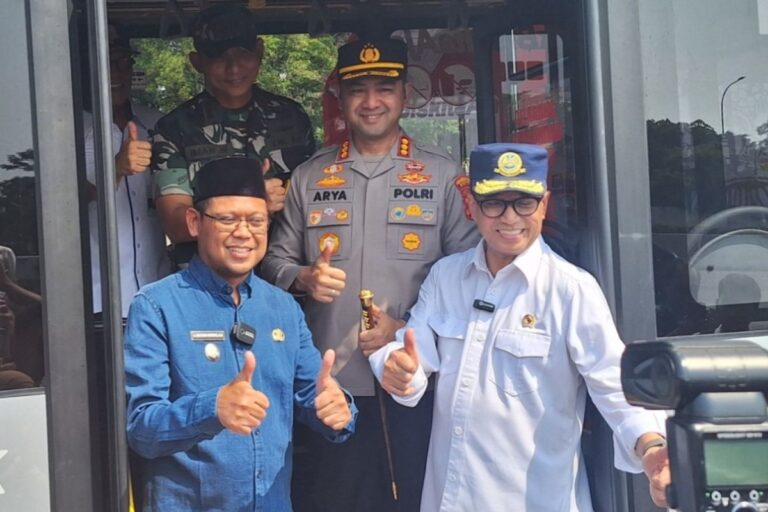 Biskita Trans Depok mulai beroperasi terhubung ke Stasiun LRT