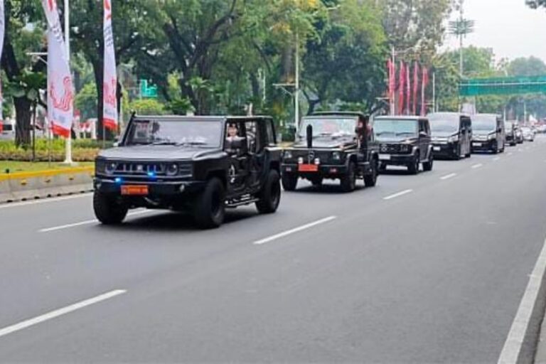 DKI kemarin, rute kirab bendera lalu tren PHK di Jakarta