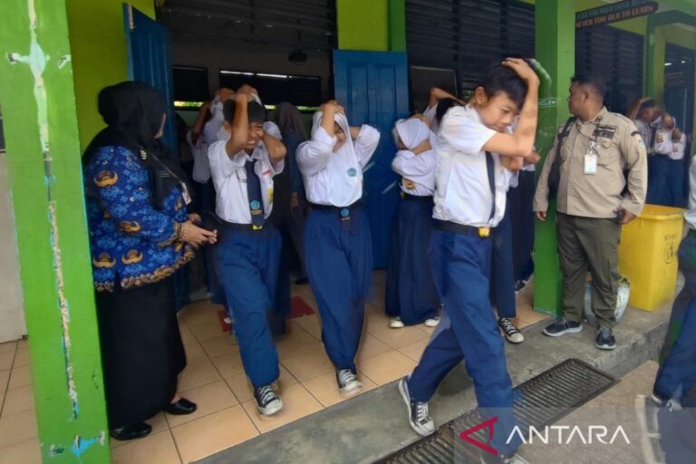 DKI sepekan, pimpinan definitif DPRD ditunda hingga penetapan paslon