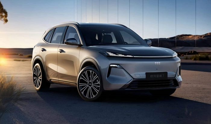 Geely Galaxy Starship 7 Diperkenalkan, Segini Tenaga Hybridnya