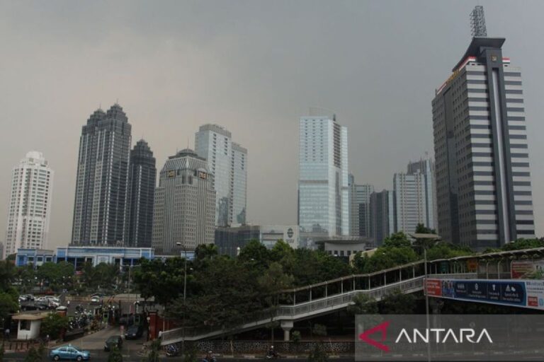 Hari ini seluruh wilayah Jakarta diguyur hujan