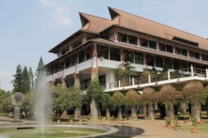 Hebat! Ini Daftar 12 Universitas Terbaik Indonesia dengan Peneliti Top Global Terbanyak