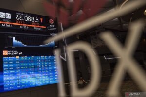 IHSG Kamis dibuka menguat 15,45 poin