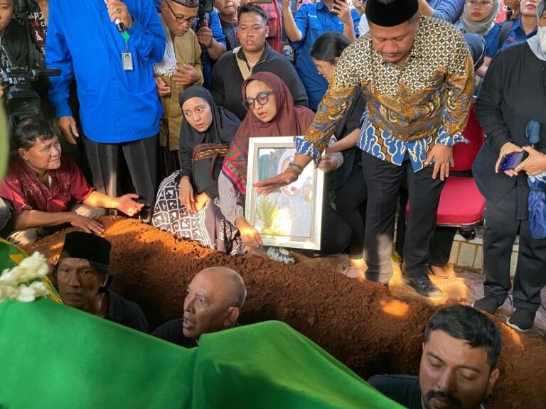 Ini Rahasia Ikang Fawzi Awet Hidup Bersama Marissa Haque Hingga Ajal Memisahkan