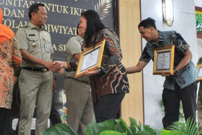 Jaksel beri penghargaan Adiwiyata kepada 16 sekolah