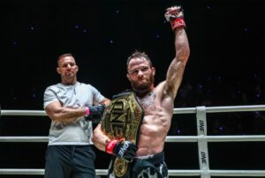 Jarred Brooks Raih Sabuk MMA, Mayssa Bastos Jadi Ratu Grappler Baru