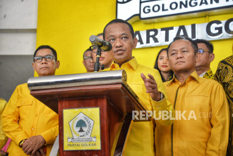 Jokowi akan Bergabung dengan Golkar Segera? Begini Jawaban Bahlil