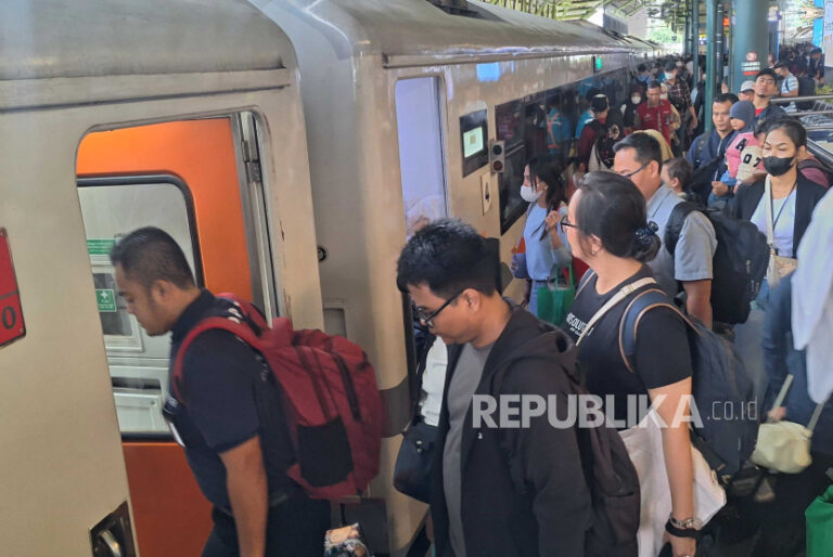 KAI Rekayasa Operasi Layanan saat Hari Pelantikan