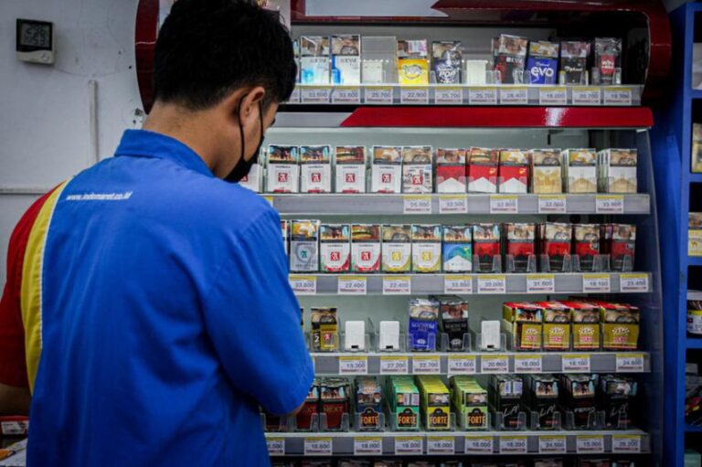 Kenaikan Cukai Rokok 50% Bikin Negara Boncos Rp5,7 Triliun